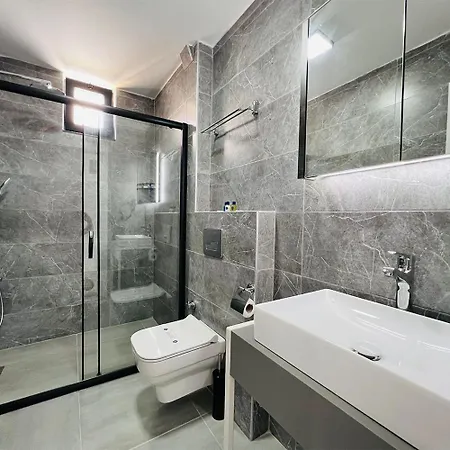 Euronova Hotel&suites *
